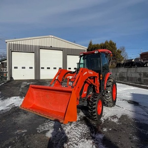 Tracteurs Kubota MX6000 robustes pour les travaux agricoles, haute performance, 4 roues motrices avec chargeur frontal - Product Image 4