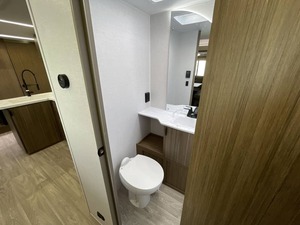 Nouvelle caravane 2026 F-o-r-e-s-t R-i-v-e-r Wildwood X-Lite 28VBXL prête à la vente, caravane de camping à vendre pour le camping et les voyages - Product Image 5