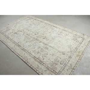 Tapis turc vintage 5,5x9 pieds (168x273 cm), tapis en laine à bordure blanche - Product Image 2