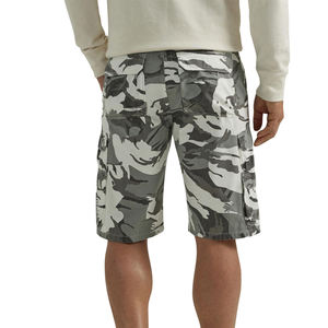 Short cargo d'été pour homme avec multi-poches Design personnalisé et logo Short cargo anti-rides teint uni - Product Image 2