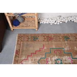 Vintage Turkish Area Rug 3,8x6,4 ft, <b>Brown</b> <b>Wool</b> Rug - Product Image 5