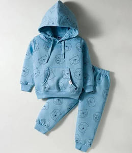 Conjunto de ropa de invierno para niños con capucha transpirable y para edades de 3 a 8 años - Product Image 4