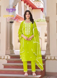 Costume en coton élégant de qualité durable avec impression numérique Dupatta pour l'université et la mode de tous les jours disponible à un prix abordable - Product Image 2