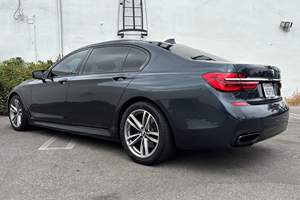 BMW 740I 2016 USADO, Volante a la Izquierda/Derecha - Product Image 4