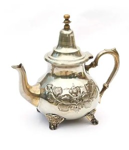 หม้อกาแฟโลหะทองเหลืองสไตล์อินเดียที่ทันสมัยพร้อมผิวนูนสีทองของที่ระลึกใหม่ล่าสุดสำหรับใช้ในบ้านและร้านอาหาร - Product Image 6