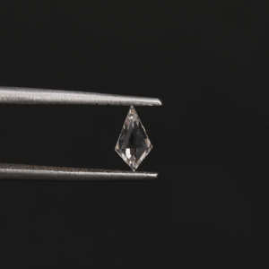 0,75 CT Forma de cometa Color blanco Laboratorio Creado Diamante IGI Certificado para joyería especial Mejora su anillo - Product Image 5