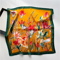 Pañuelo Cuadrado para Mujer con Estampado a Cuadros de 70cm, Accesorio de Moda Suave, Ligero y Elegante, Versátil para el Cuello