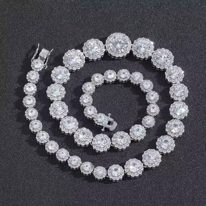 Chaîne de tennis personnalisée de 22 pouces avec fleurs dégradées, plaquée or jaune 10K/argent, diamants en moissanite, cadeau hip-hop, fête, mariage - Product Image 3