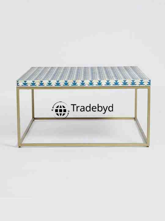 Available in different Colors