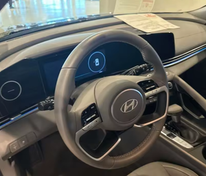 พร้อมส่ง รถมือสอง ปี 2024 SEL Turbo SUV รุ่น Convenience ขับเคลื่อนล้อหน้า เบาะหนัง ยาง R19 ระบบควบคุมความเร็วอัตโนมัติ พวงมาลัยซ้าย ระบบไฟอัจฉริยะภายในรถ - Product Image 3