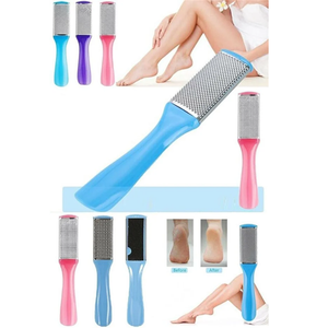 Râpe à callosités double face avec récipient, 1 pièce - Product Image 1