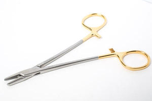 Portaagujas Gillies Sheehan de acero inoxidable con tijeras de sutura pequeñas Instrumentos quirúrgicos rectos de 6" - Product Image 5