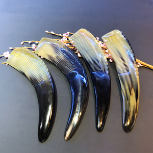 Peine de Cuerno Natural con Forma de Cuerno para Tamaño Personalizado y Mango Hecho a Mano, Producto en Oferta a Bajo Precio por Tradebit - Product Image 2