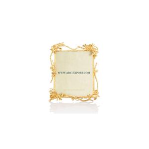 Flower Designing Handmade Gold Plated Unique Memorable <b>Photo</b> <b>Frames</b> Deluxe Quality Modern Indoor Decorating Luxury <b>Photo</b> <b>Frames</b> - Product Image 1