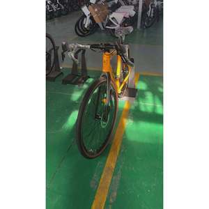 COMPRO RIGHT 700Cx38C Bicicleta de carretera de grava de carreras con bordes amarillos Freno de disco hidráulico de 11 velocidades Horquilla de acero de aluminio de fibra de carbono - Product Image 1