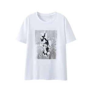 Camiseta de algodón de manga corta con cuello redondo para mujer, camiseta informal ligera, camiseta suave a la moda, perfecta para el uso diario de verano - Product Image 2
