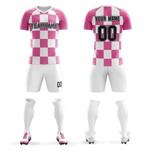 Ensemble d'uniformes de football sublimés personnalisés de haute qualité Maillots en gros avec le nom de l'équipe de club Kit de football unique de l'équipe sportive - Product Image 4