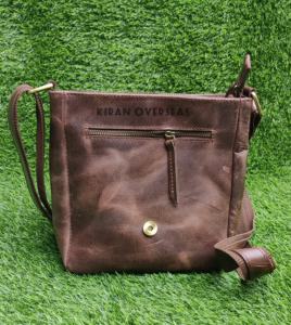 กระเป๋าสะพายข้างสำหรับผู้ชายหนังแท้สไตล์วินเทจสายสะพายไหล่ความยาวปรับได้เข็มขัดหัวเข็มขัดเหล็ก - Product Image 4