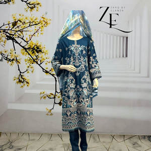 Salwar Kameez Chic Brodé pour Femmes Prêt à Porter Collection Été avec une Touche Traditionnelle et une Texture de Tissu Douce - Product Image 2