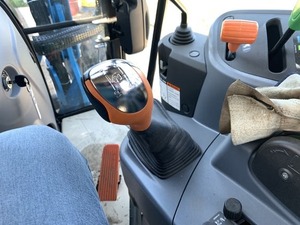 Meilleur prix de vente pour 2024 LS Wheel Tractor MT573C Tondeuse à gazon avec chargeur Machine industrielle Core Components Gear à vendre - Product Image 5