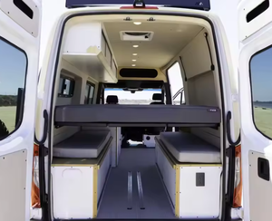 Mercedes-Benz Sprinter 2500 4x4 Híbrido Eléctrico de Alta Calidad 2022, 8 Cilindros, 4WD, 230 km/h, Interior Oscuro, Volante a la Derecha/Izquierda - Product Image 2