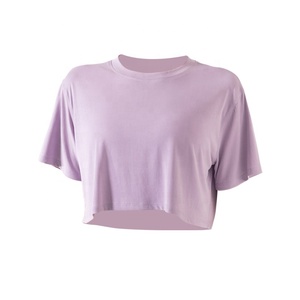 Vente en gros de chemise d'entraînement lâche chemise en coton pour femmes crop top t-shirt court pour femmes - Product Image 2