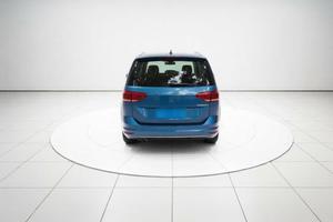 Volkswagen Touran L 2021 280TSI DSG Comfort de 7 Plazas, LHD, MPV Usado en Buen Estado, en Venta - Product Image 6