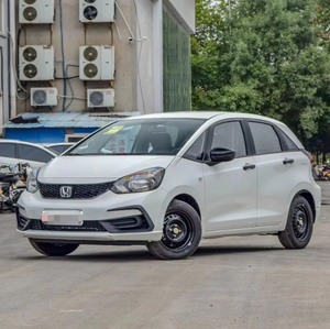 Honda Fit 2023 d'occasion très propre, modèle 1.5L CVT, version Tide Running, berline, conduite à gauche, intérieur sombre, toit ouvrant panoramique, véhicule d'occasion - Product Image 2