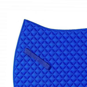 Tapis de selle en velours de coton de qualité supérieure pour dressage équestre, avec broderie métallique et dessous en maille respirante - Product Image 2