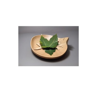 จานใบไม้สีธรรมชาติรูปทรงกลมใบปาล์มดีไซน์พร้อมรายละเอียดการแกะสลักประกอบด้วยชุดเครื่องใช้บนโต๊ะอาหาร1ชิ้น - Product Image 5