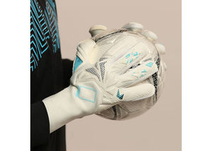 Gants de gardien de but professionnels 2025, cuir de haute qualité avec gaufrage en silicone antidérapant, protection des doigts de haute qualité - Product Image 2