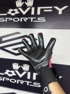 Nouveaux gants professionnels de gardien de but pour adultes et enfants Latex épais avec bout des doigts lisses pour la taille de la scène sportive d'entraînement de Football - Product Image 6