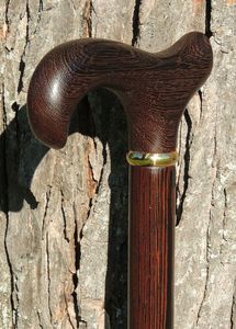 STYLISH Price Canne en bois réglable avec nœuds multiples Bâton de marche en bois solide pour les aînés par Standard International - Product Image 2