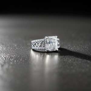 Anillo de Moissanita con Corte Radiante, Plata de Ley 925, Estilo Art Deco, Diamante con Halo Oculto, Joyería Fina para Ella, Fabricante Mayorista - Product Image 4