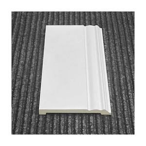 Plinthe en PU facile à installer EVERWALL-Clips de <span class=keywords><strong>fixation</strong></span> cachés et profilés de correspondance pour <span class=keywords><strong>plinthes</strong></span> de table - Product Image 1