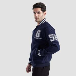 เสื้อแจ็คเก็ต Crest Varsity สีกรมท่า กันน้ำ สไตล์วินเทจ ODM ผ้าขนสัตว์ หนัง ปักลาย ซิป ขนาด XS แบบมีฮู้ด ลายฤดูใบไม้ร่วง - Product Image 3