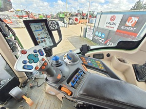Tractor Agrícola Usado Fendt 516 de 220 CV, Tracción en las Cuatro Ruedas 4x4, Motor Diésel Fendt 1050 Vario - Product Image 4