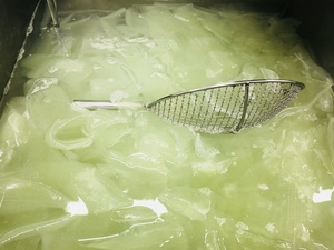 Gel d'aloe vera riche en nutriments pour une hydratation intense et des bienfaits anti-âge pour les soins de la peau - Product Image 4