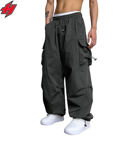 Pantalones de chándal holgados rectos de nailon ligero para hombre, ropa de calle cortavientos, cintura alta, ajuste informal con diseño de rayas elásticas - Product Image 1