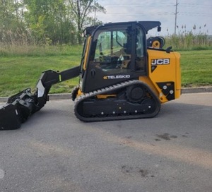 Chargeuse compacte sur chenilles JCB Teleskio, type chenille, jaune, composant moteur essentiel - Product Image 1