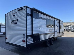 Nouvelle caravane de camping Keystone C-o-l-e-m-a-n 23B 2026 à vendre - Product Image 5
