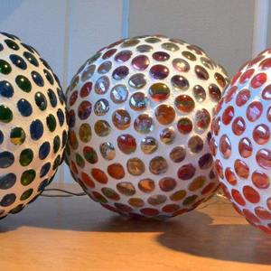 Boules de miroir en verre élégantes pour la décoration d'arbre de Noël Centres de table de fête de mariage Tables d'événement et style d'ambiance de lieu - Product Image 1