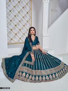 Seda de Arte de diseño de Bollywood con bordado Lehenga Choli mujer fabricante de moda de la India a precio barato - Product Image 3