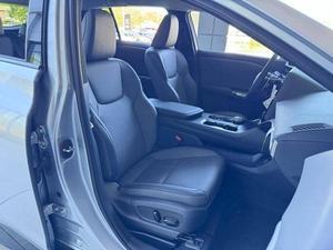 2025 abordable lLex-uss RZ- 450e Premium - Product Image 6