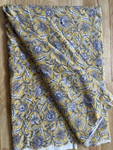 Tissu en coton léger imprimé à la main Tissu en coton de meilleure qualité pour robes, rideaux, literie et décoration intérieure - Product Image 3