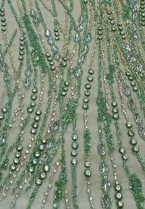 Tissu de dentelle perlée traditionnelle avec broderie à la main conçu pour créer des styles Lehenga élégants pour les occasions de cérémonie - Product Image 3