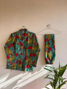 Pijama de algodón con estampado de tigre verde hermoso para mujer, V con cuello en traje de noche, ropa de dormir cómoda transpirable suave, estilo informal Sexy - Product Image 4