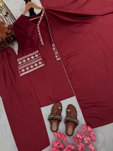 Traje de invierno de diseñador para mujer más vendido Satén natural con bordado con patrón de manga completa Traje Salwar a bajo precio - Product Image 2