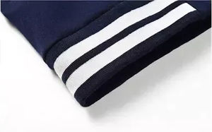 Veste universitaire brodée de style urbain, veste de baseball, jersey de sport noir et blanc, coupe ample, logo sur le devant pour l'hiver - Product Image 4