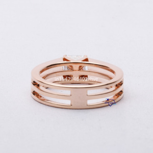 Anillo clásico de oro rosa de 14K con diamante de corte princesa cultivado en laboratorio para mujer, compromiso, aniversario de boda con claridad VVS - Product Image 4